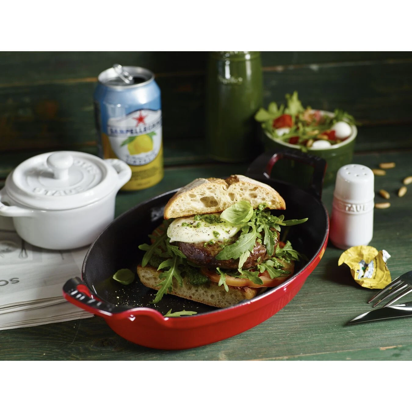 Staub Pirofila Ovale - 24 Cm, Ciliegia 2 Staub Pirofila Ovale - 24 Cm, Ciliegia - immagine 2