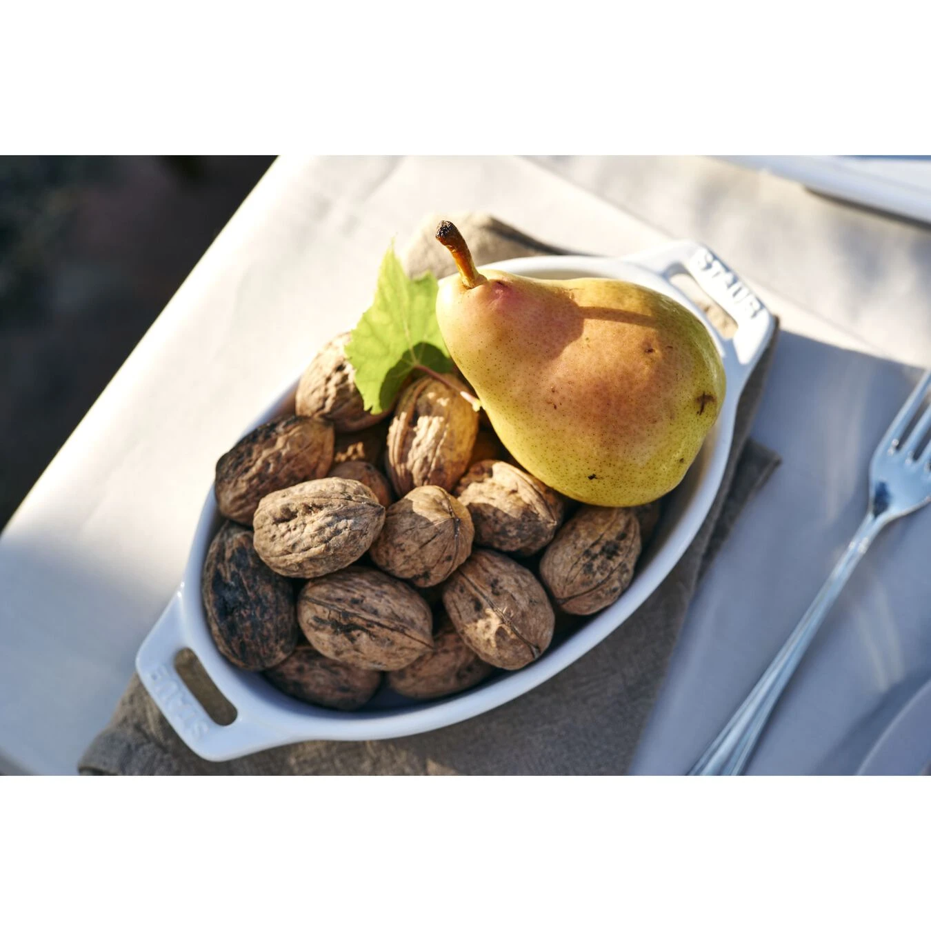 Staub Pirofila Ovale - 17 Cm, Colore Bianco Puro 3 Staub Pirofila Ovale - 17 Cm, Colore Bianco Puro - immagine 3