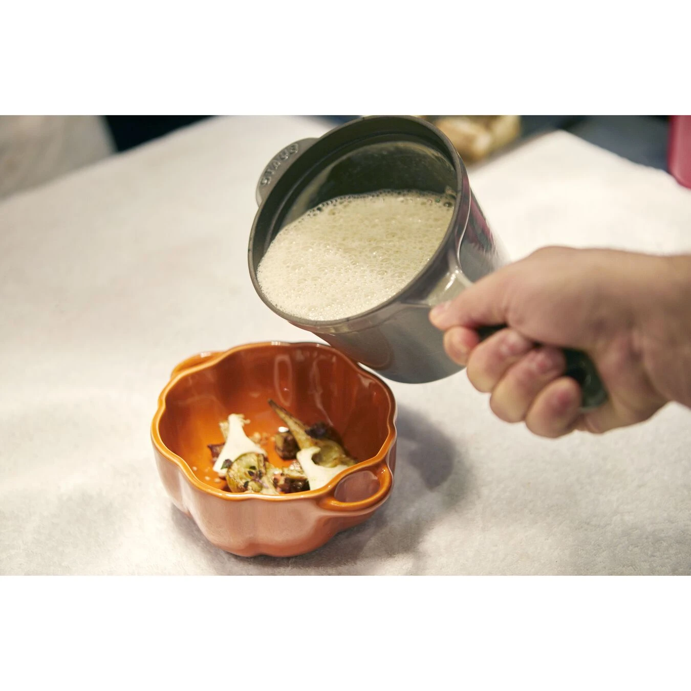 Staub Casseruola Con Manico - 14 Cm, Ghisa 3 Staub Casseruola Con Manico - 14 Cm, Ghisa - immagine 3