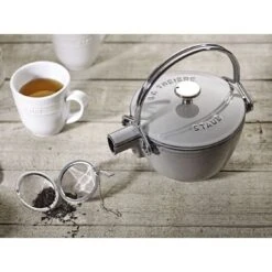 Staub Teiera Rotonda - 1,1 L, Ghisa -Staub Shop 000017015