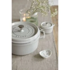 Staub Cocotte Rotonda - 22 Cm, Tartufo Bianco -Staub Shop 000019744