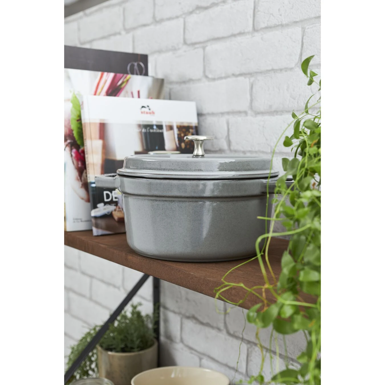 Staub Cocotte Rotonda - 16 Cm, Colore Grigio Grafite 5 Staub Cocotte Rotonda - 16 Cm, Colore Grigio Grafite - immagine 5