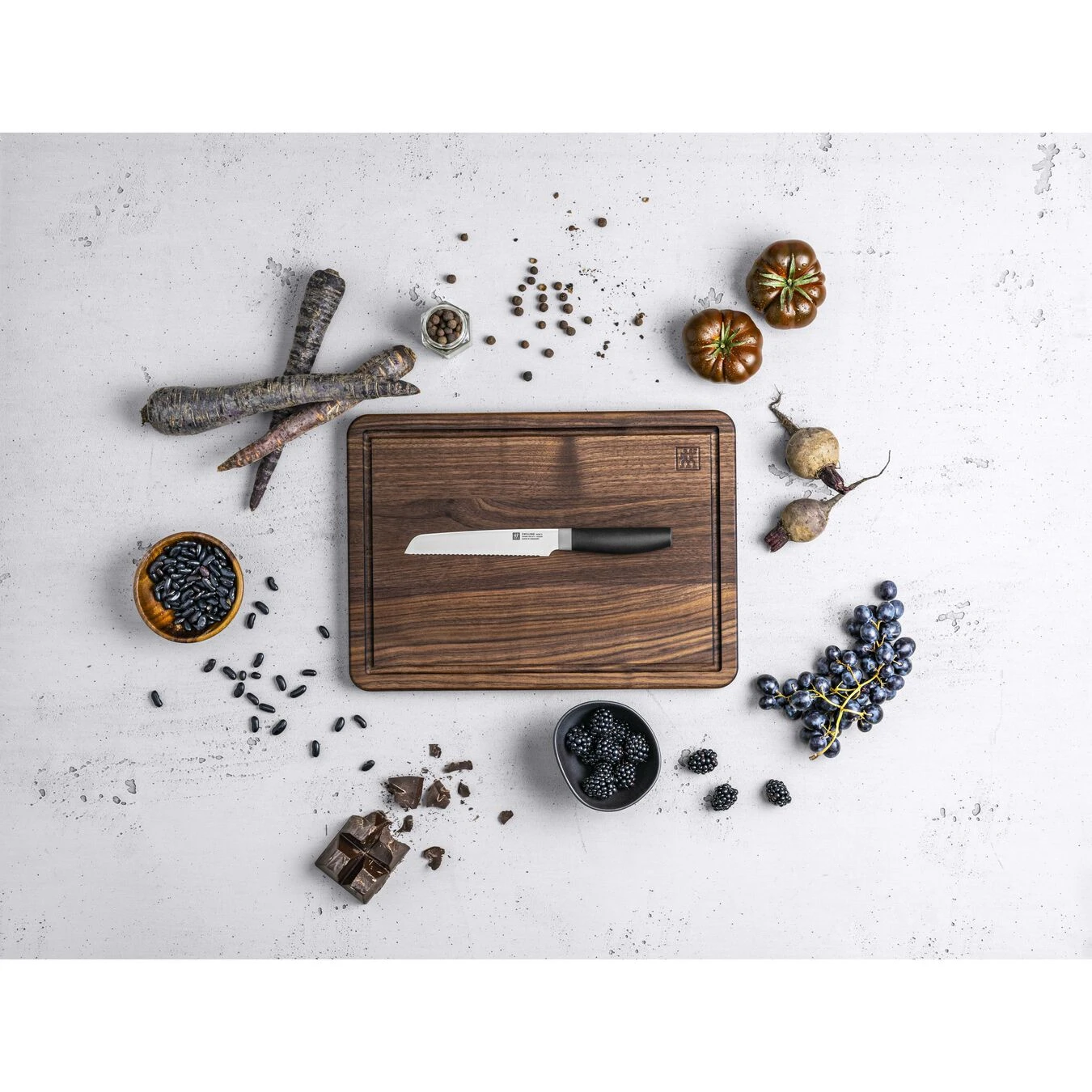 Zwilling Coltello Universale Seghettato - 13 Cm, Nero 4 Zwilling Coltello Universale Seghettato - 13 Cm, Nero - immagine 4