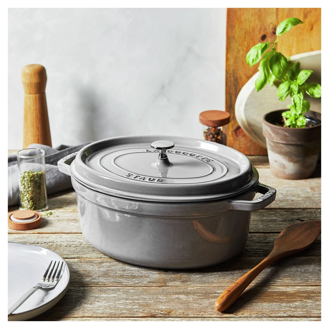 Staub Cocotte Ovale - 31 Cm, Colore Grigio Grafite 5 Staub Cocotte Ovale - 31 Cm, Colore Grigio Grafite - immagine 5